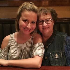 Meet your Posher, Dani